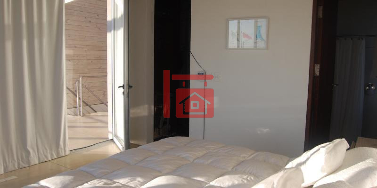 Casa ID.688 - CASA EN VENTA Y ALQUILER DE TEMPORADA. 4 SUITES. MANANTIALES FRENTE AL MAR 
