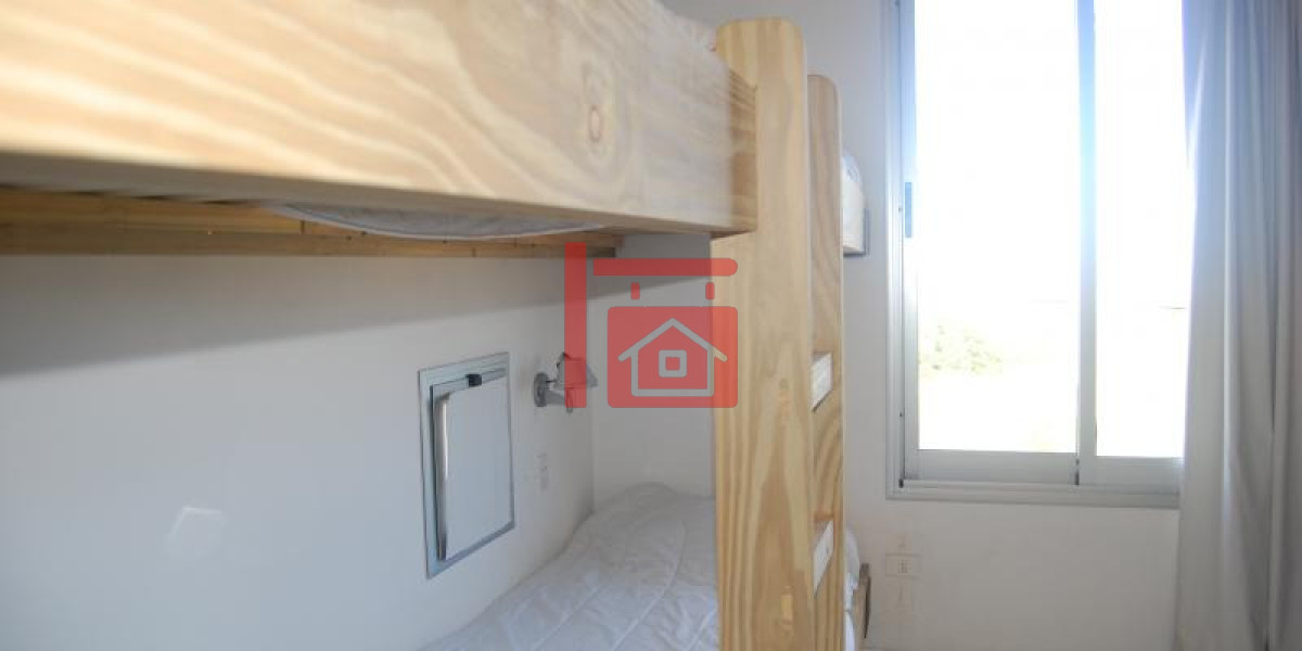 Casa ID.688 - CASA EN VENTA Y ALQUILER DE TEMPORADA. 4 SUITES. MANANTIALES FRENTE AL MAR 