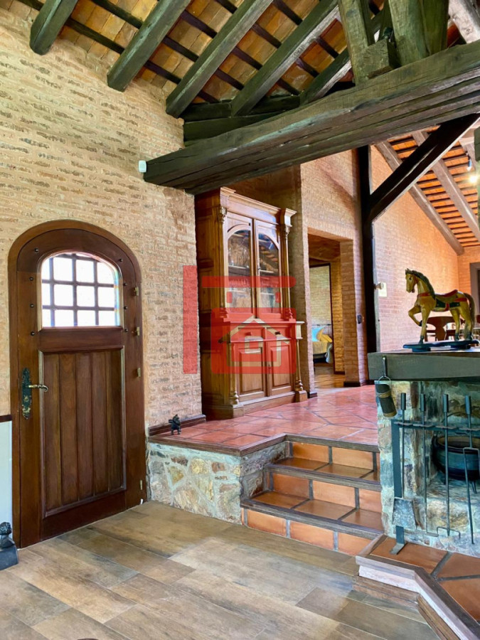 Casa ID.793 - Casa en alquiler en Montoya - La Barra. 4 dormitorios y 4 baños 