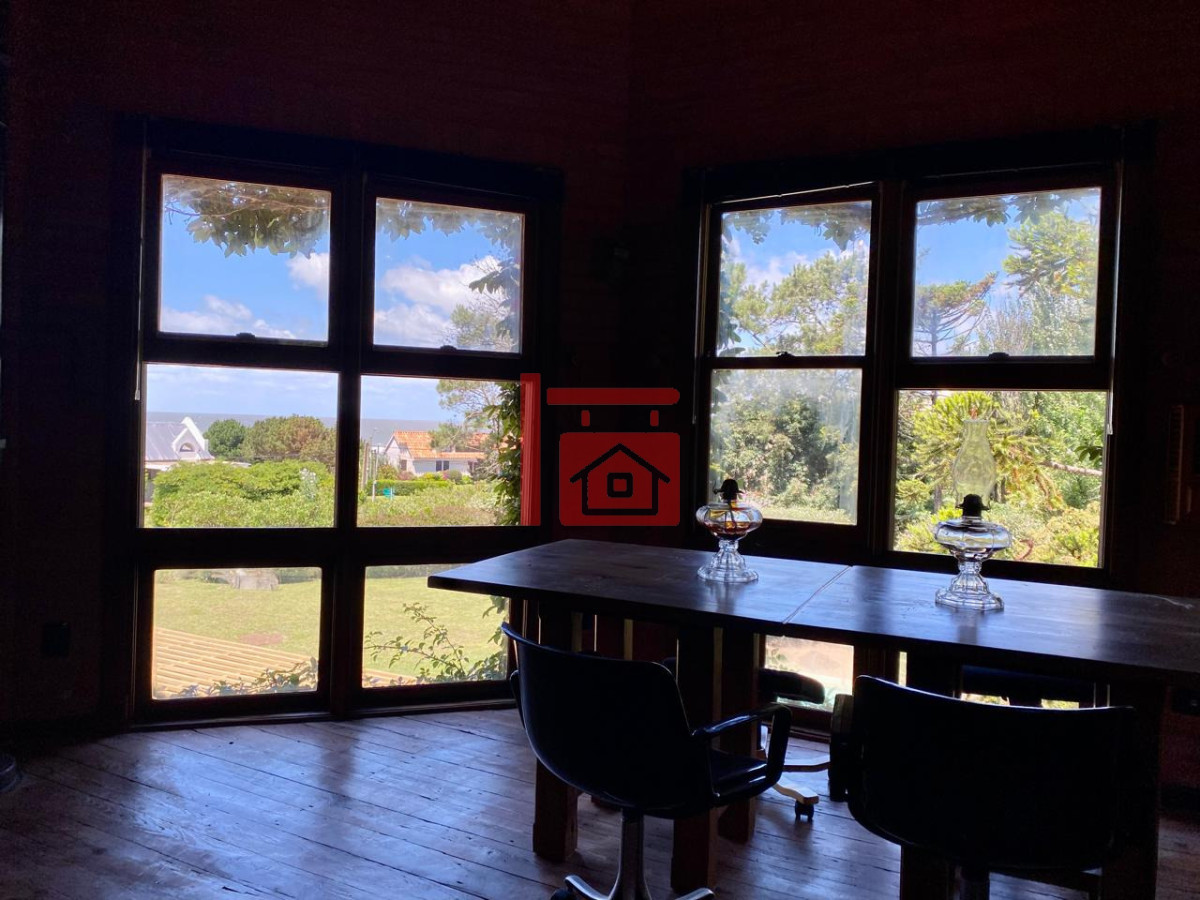 Casa ID.793 - Casa en alquiler en Montoya - La Barra. 4 dormitorios y 4 baños 