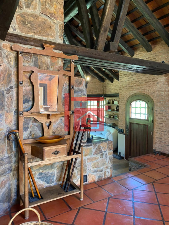 Casa ID.793 - Casa en alquiler en Montoya - La Barra. 4 dormitorios y 4 baños 