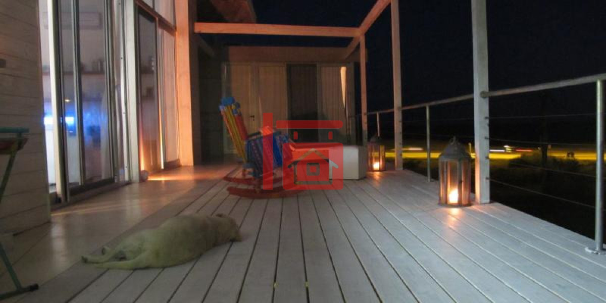 Casa ID.688 - CASA EN VENTA Y ALQUILER DE TEMPORADA. 4 SUITES. MANANTIALES FRENTE AL MAR 