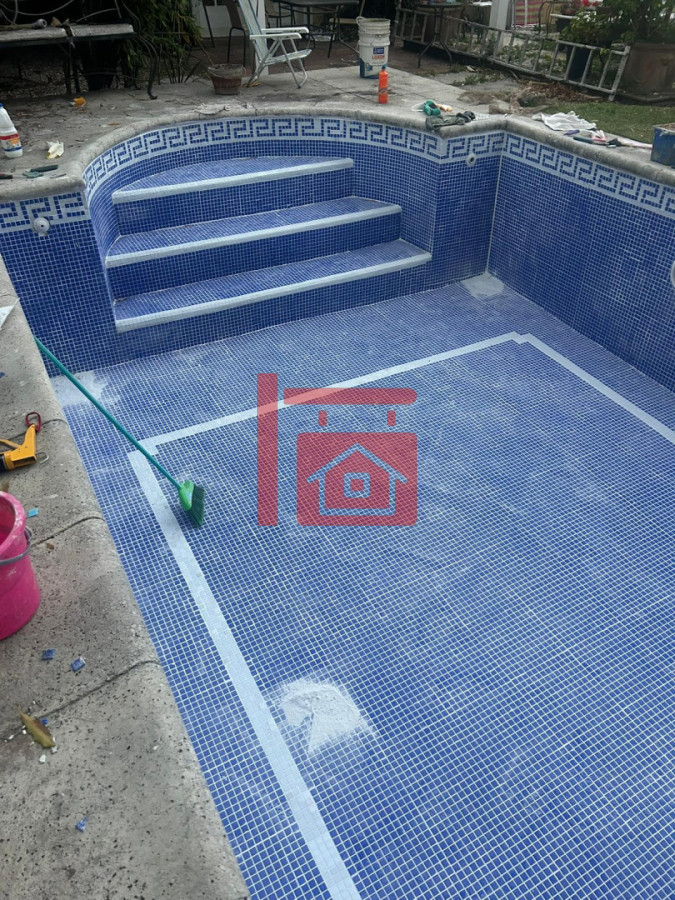 Casa ID.986 - Casa en Venta y Alquiler Anual en Pinares. 4 dormitorios y 3 baños. Piscina
