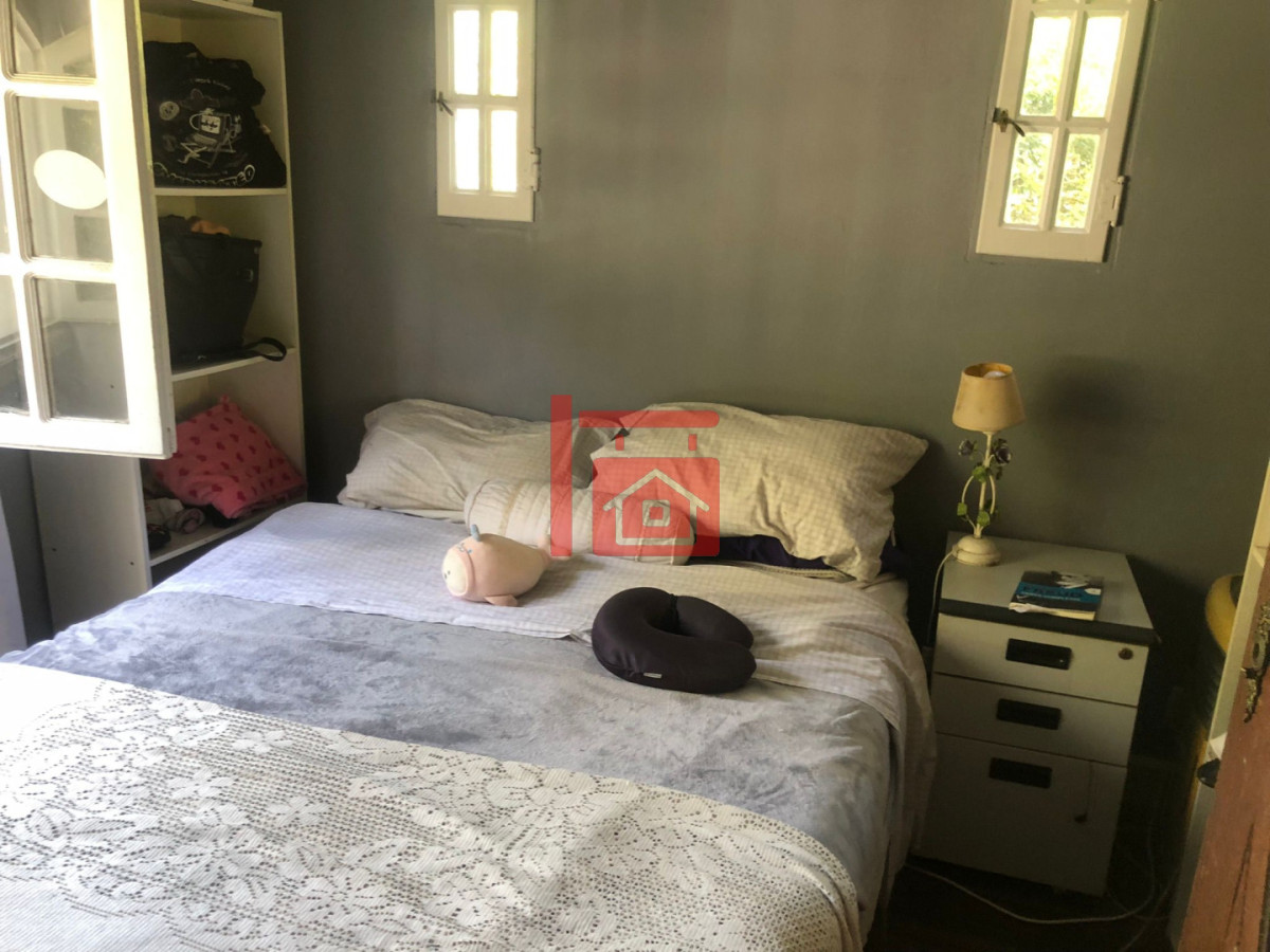 Casa ID.986 - Casa en Venta y Alquiler Anual en Pinares. 4 dormitorios y 3 baños. Piscina