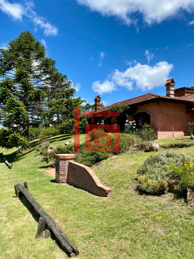 Casa ID.793 - Casa en alquiler en Montoya - La Barra. 4 dormitorios y 4 baños 