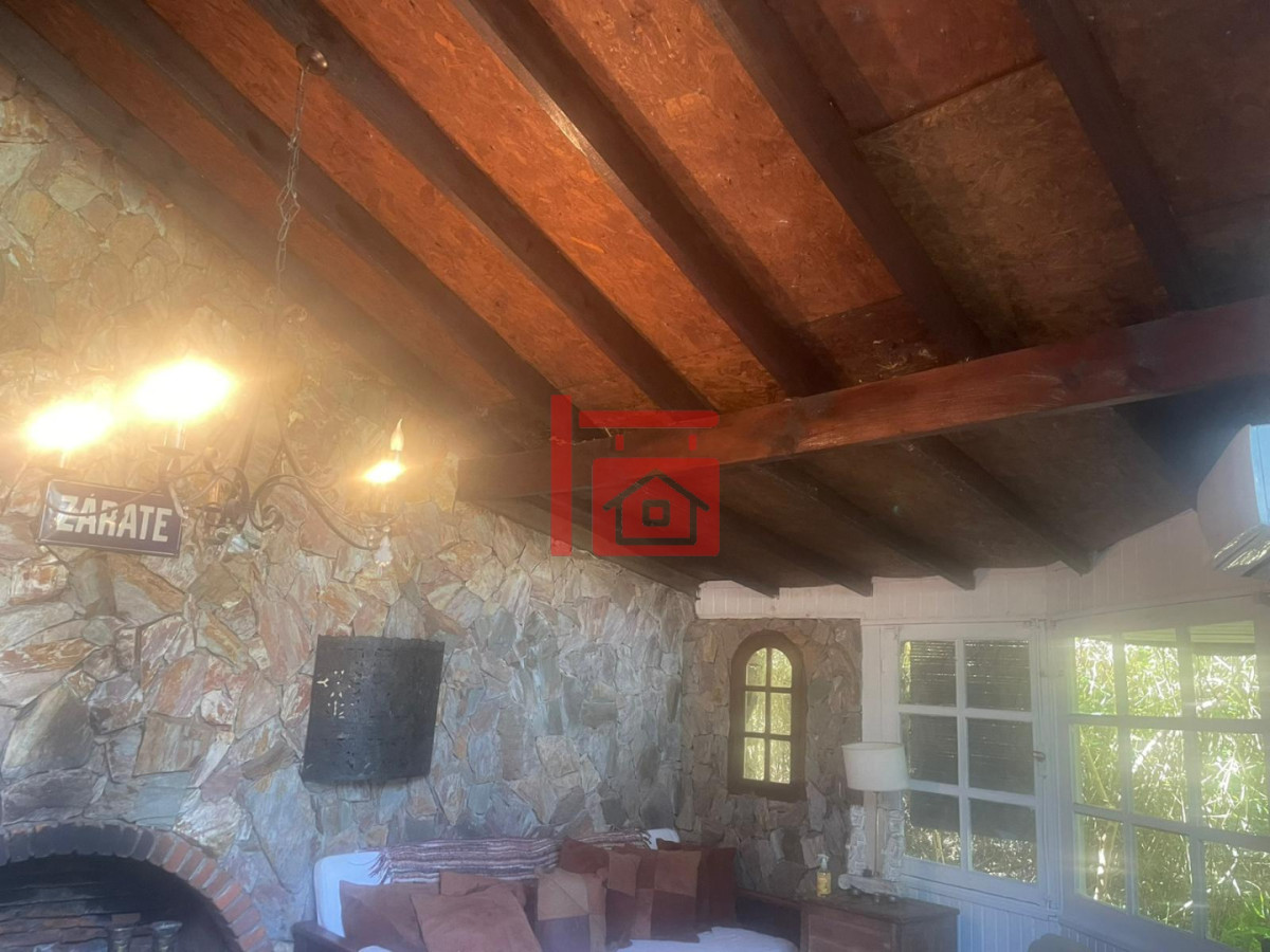 Casa ID.986 - Casa en Venta y Alquiler Anual en Pinares. 4 dormitorios y 3 baños. Piscina