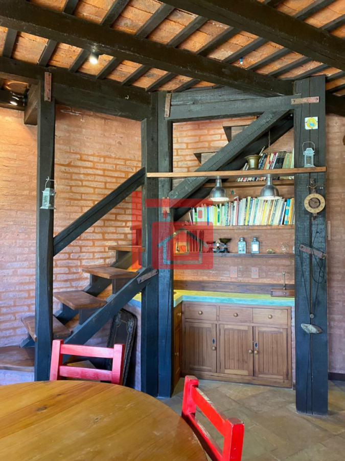 Casa ID.793 - Casa en alquiler en Montoya - La Barra. 4 dormitorios y 4 baños 