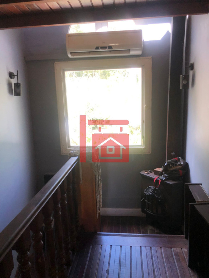 Casa ID.986 - Casa en Venta y Alquiler Anual en Pinares. 4 dormitorios y 3 baños. Piscina