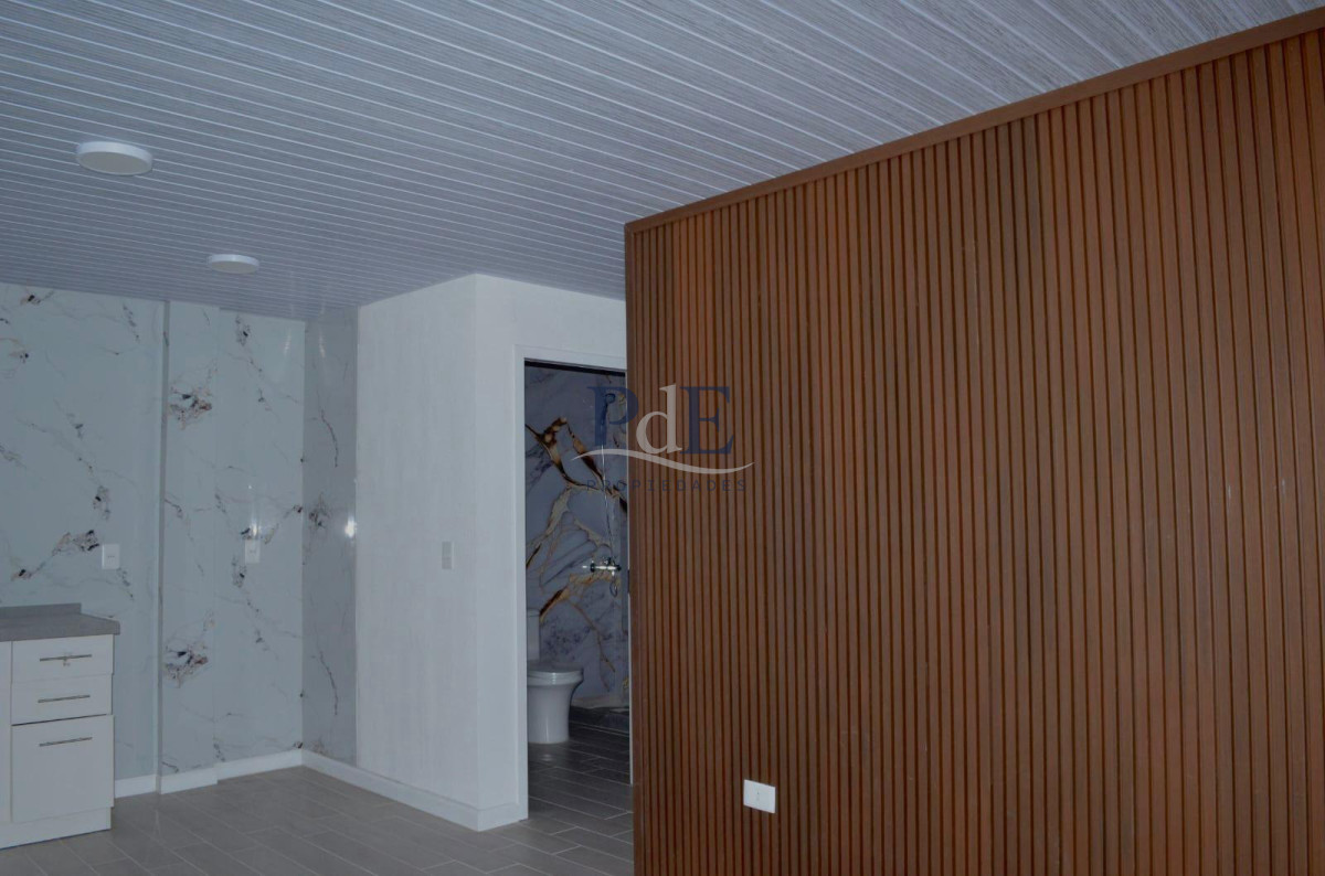 Casa a estrenar de 2 dormitorios  - Imagen 1
