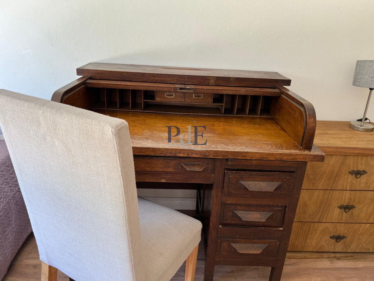 Residencia en Barrio Cantegril | 3 Dormitorios y Amplio Jardín. - Imagen 13