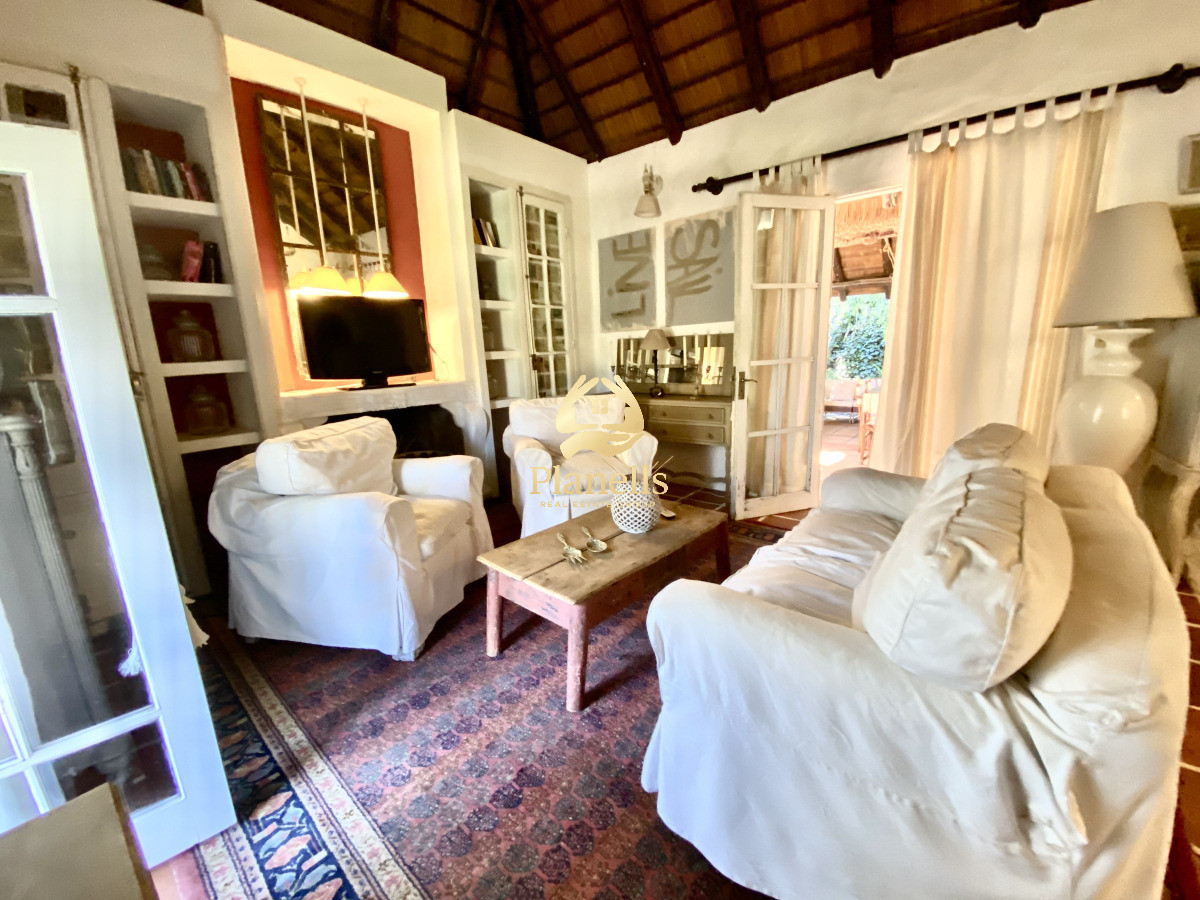 Casa ID.4585 - Casa en venta en Pinares - Punta del Este 