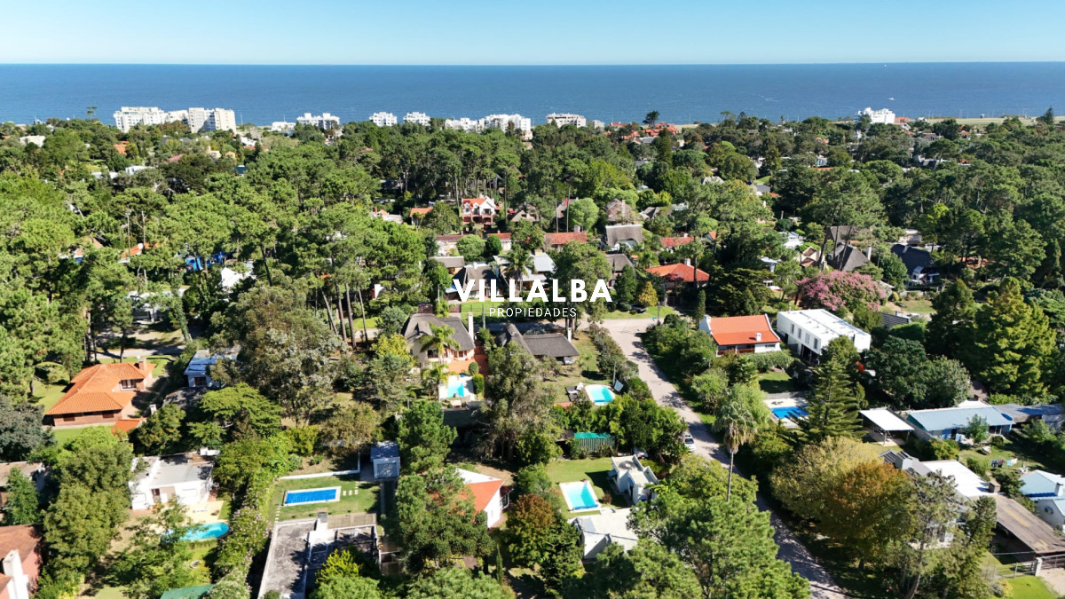 Apartamento ID.4351 - Casa en Venta. Pinares