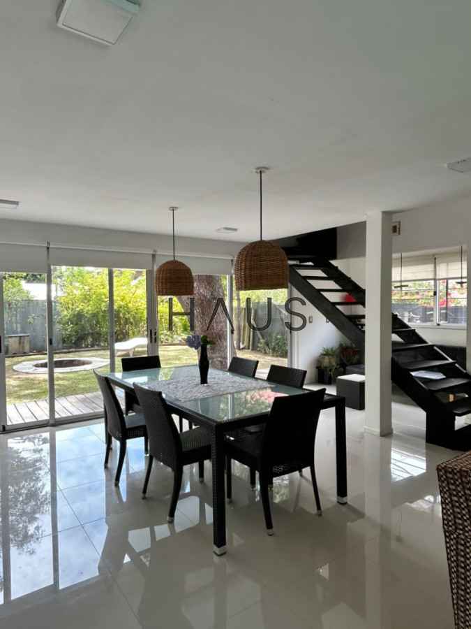 Casa ID.886 - Casa Montoya a 300 metros del mar 