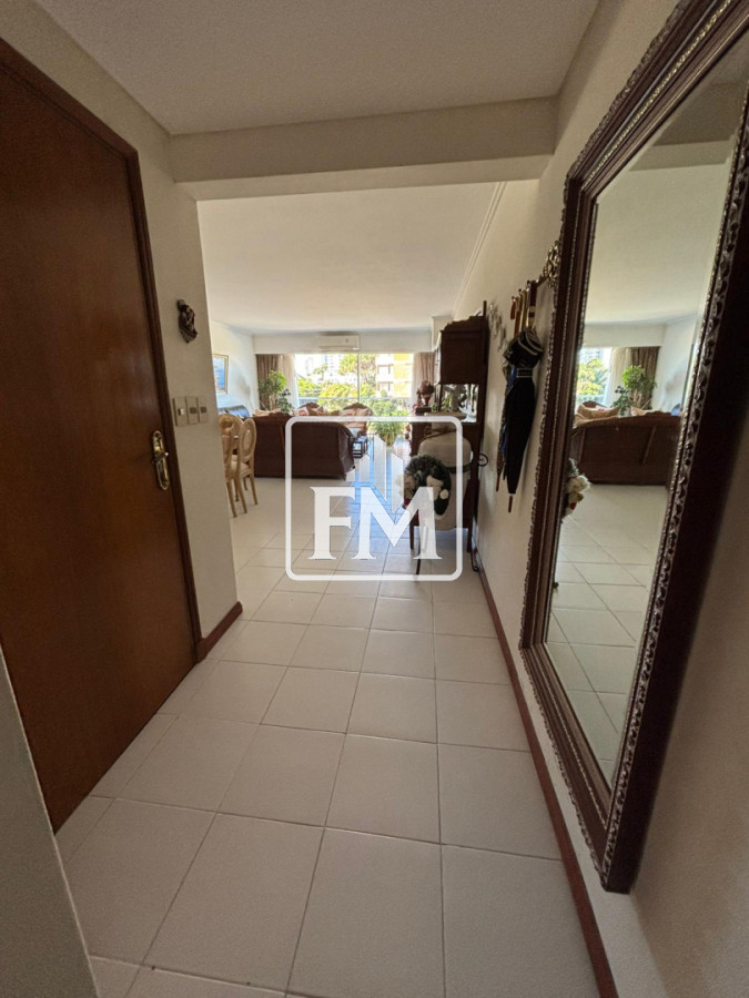 Apartamento ID.79 - Apartamento 3 dormitorios y dependencia Playa brava