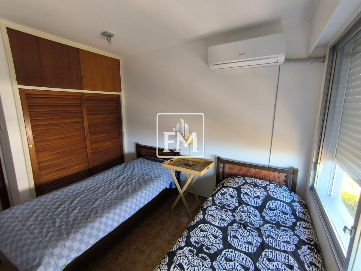 Apartamento ID.105 - Alquiler Anual. Vista al Mar