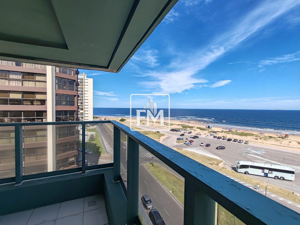 Apartamento ID.2 - Apartamento 3 dormitorios y servicio, primera linea brava