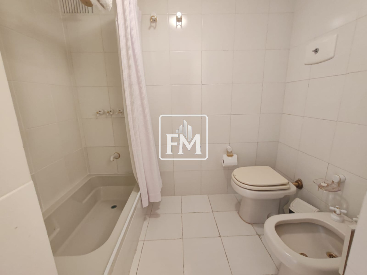 Apartamento ID.2 - Apartamento 3 dormitorios y servicio, primera linea brava