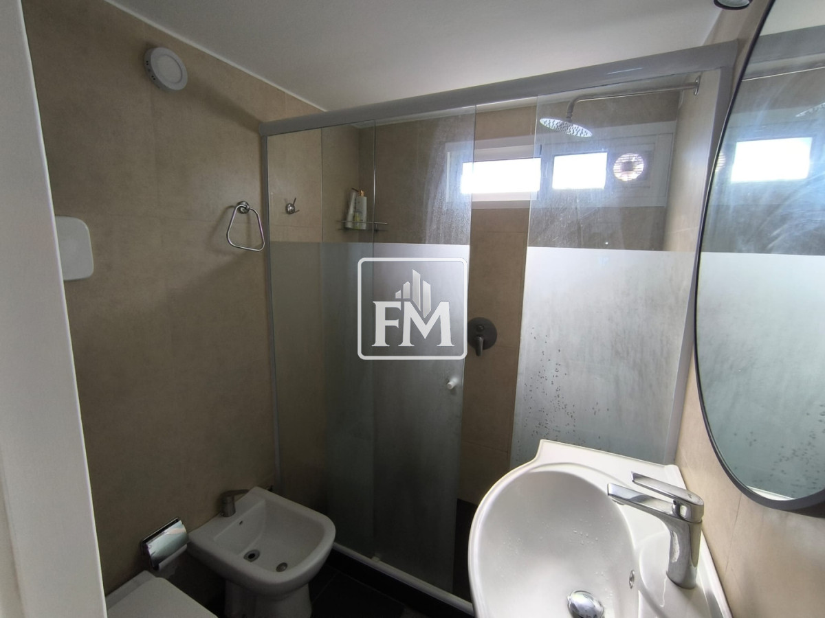 Apartamento ID.105 - Alquiler Anual. Vista al Mar