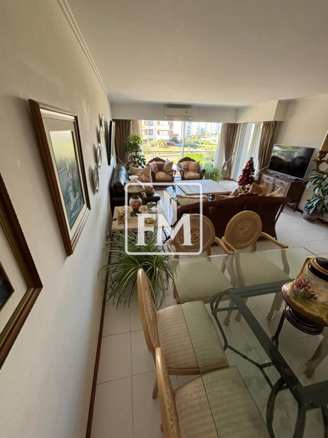 Apartamento ID.79 - Apartamento 3 dormitorios y dependencia Playa brava