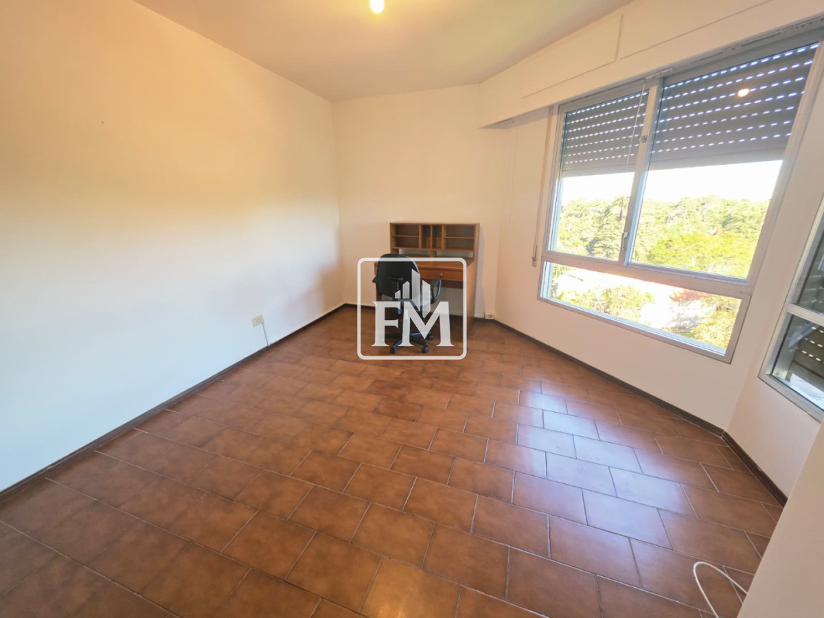 Apartamento ID.104 - Apartamento 3 dormitorios y dependencia