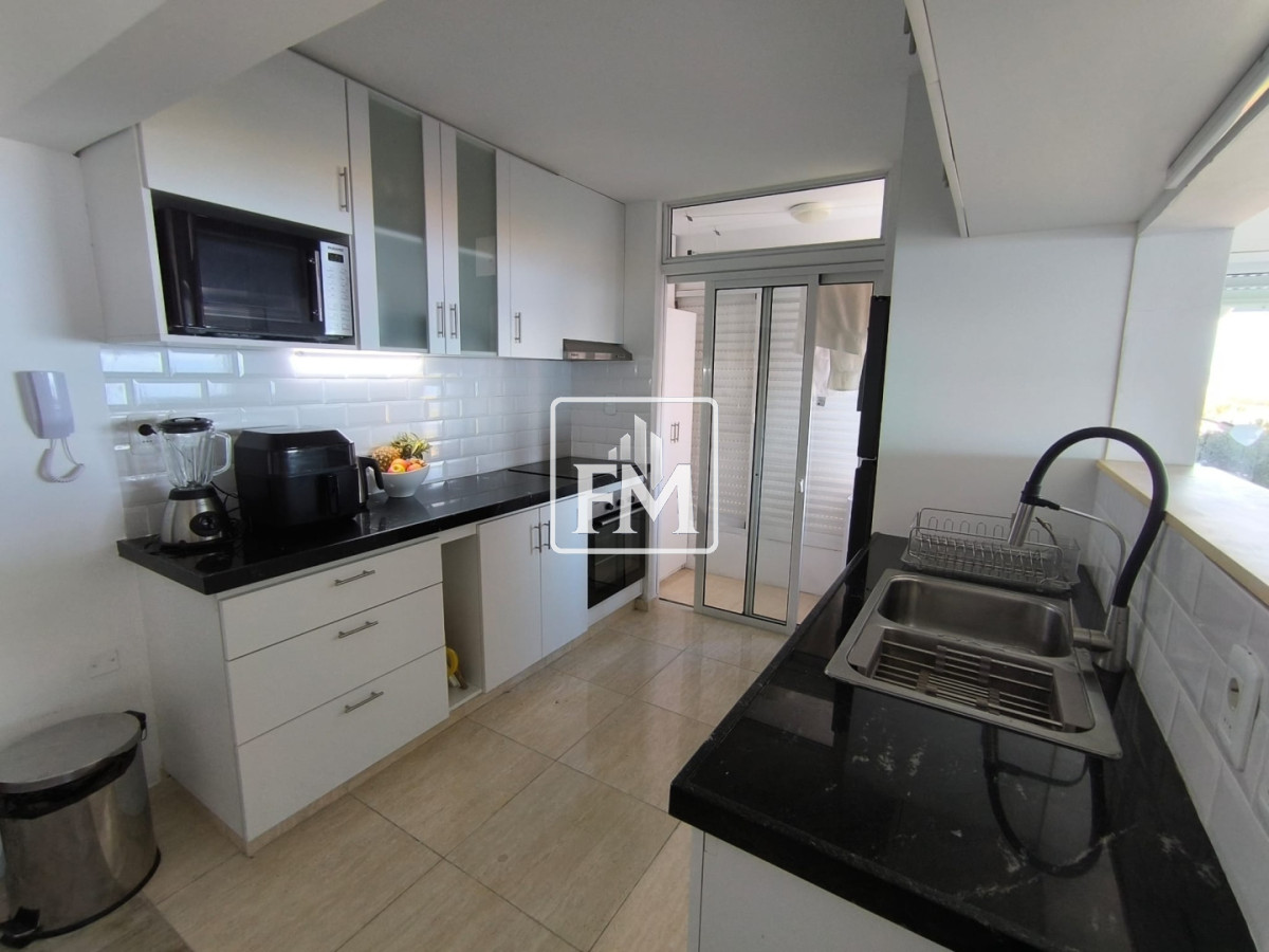 Apartamento ID.105 - Alquiler Anual. Vista al Mar