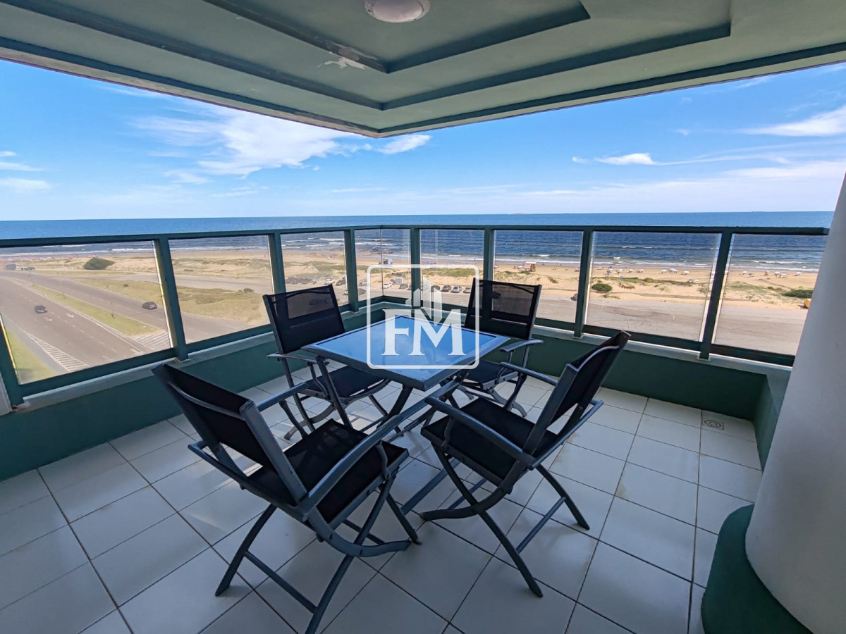 Apartamento ID.2 - Apartamento 3 dormitorios y servicio, primera linea brava