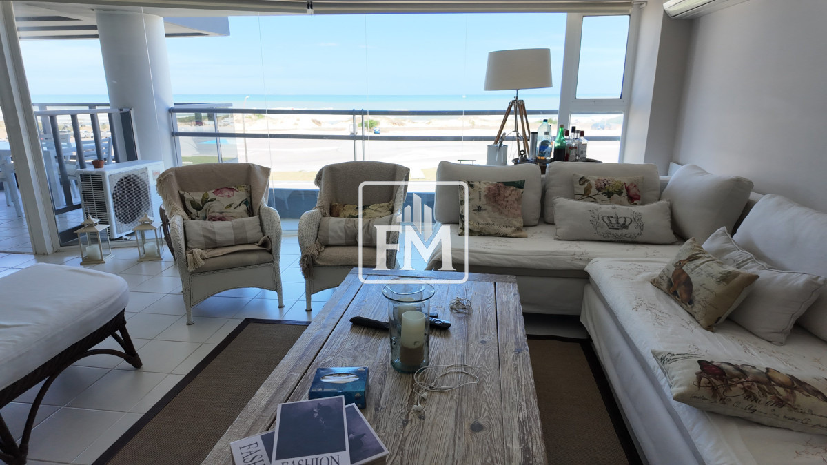 Apartamento ID.3 - Apartamento primera linea brava 