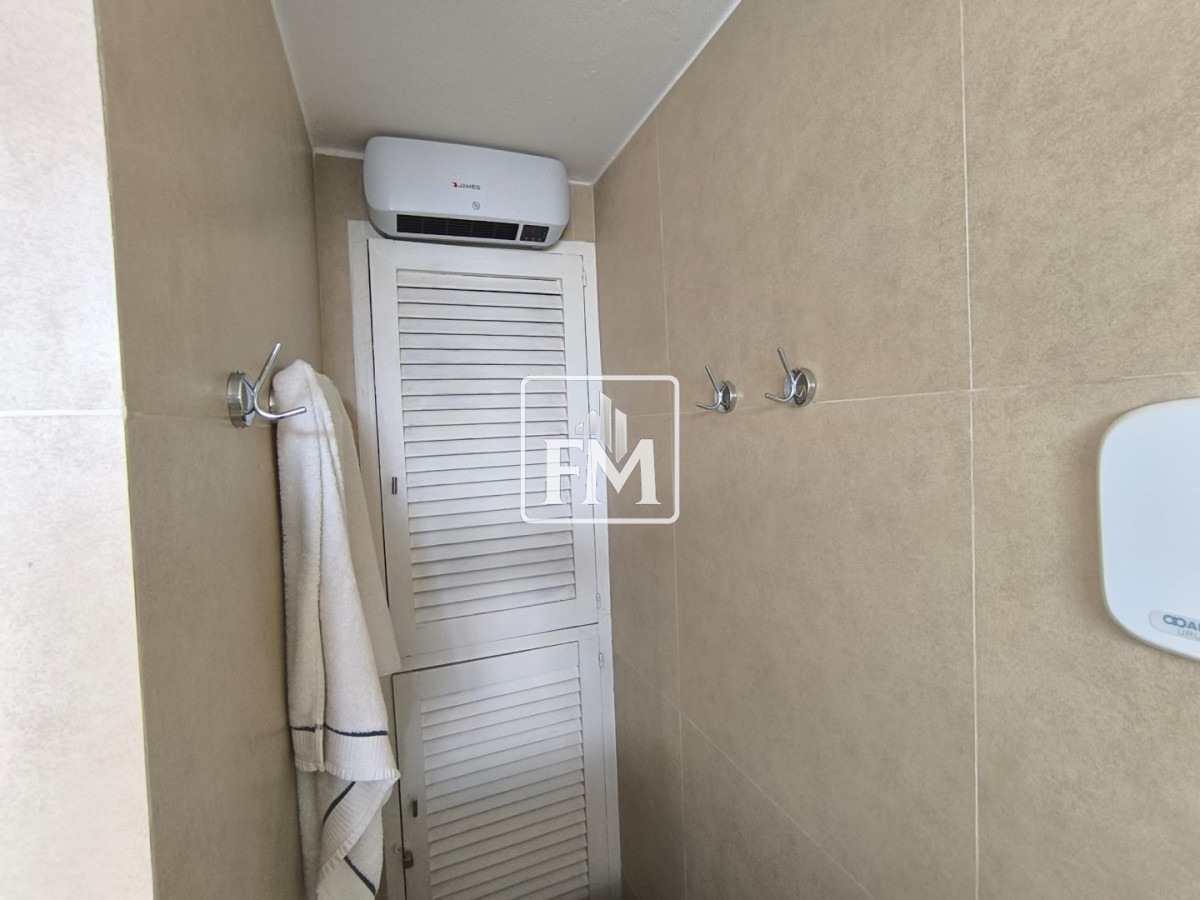 Apartamento ID.105 - Alquiler Anual. Vista al Mar