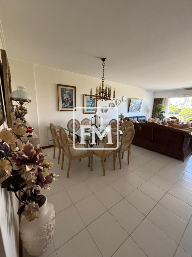 Apartamento ID.79 - Apartamento 3 dormitorios y dependencia Playa brava