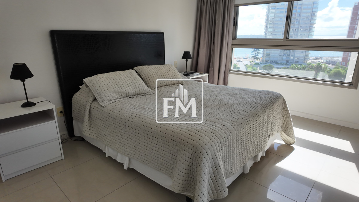 Apartamento ID.27 - Imperiale 3 dormitorios y servicio en alquiler anual o invernal 