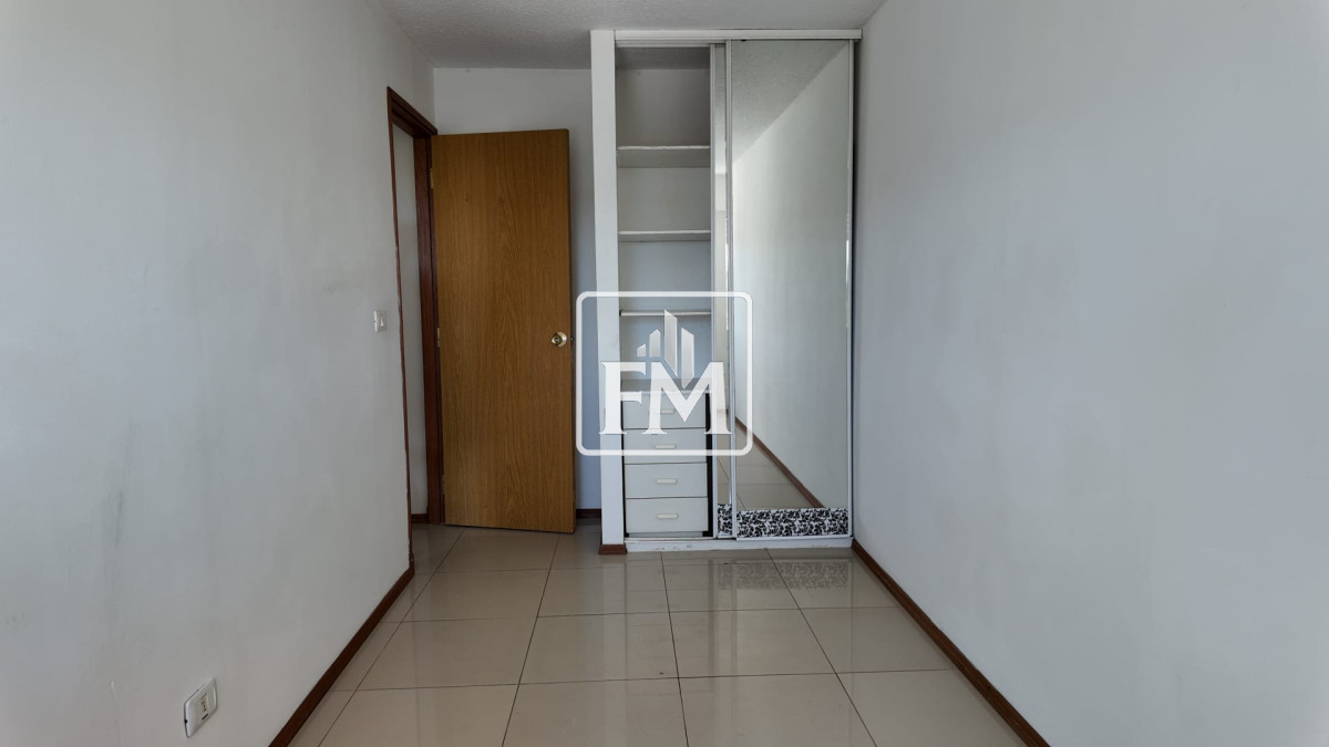 Apartamento ID.76 - Alquiler anual zona Campus