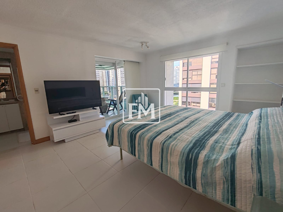 Apartamento ID.2 - Apartamento 3 dormitorios y servicio, primera linea brava
