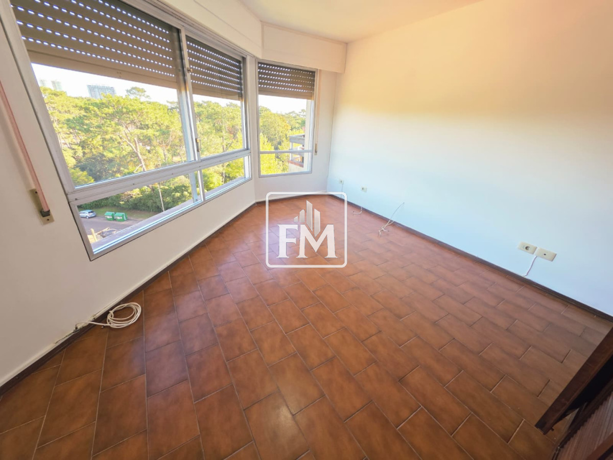 Apartamento ID.104 - Apartamento 3 dormitorios y dependencia