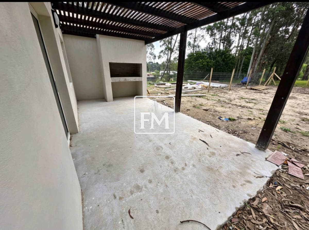 Casa ID.133 - Casa en Venta  a Estrenar en Piriápolis  de dos dormitorios .Ideal Primera Vivienda