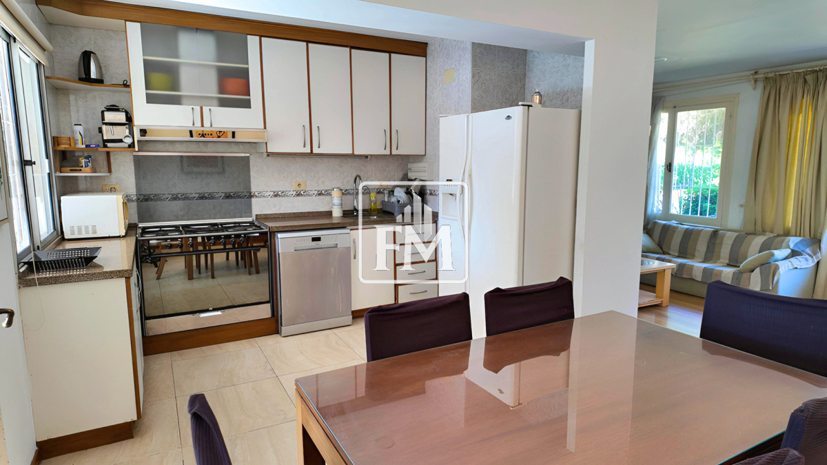 Casa ID.1 - Casa de 5 dormitorios, 4 baños en pinares