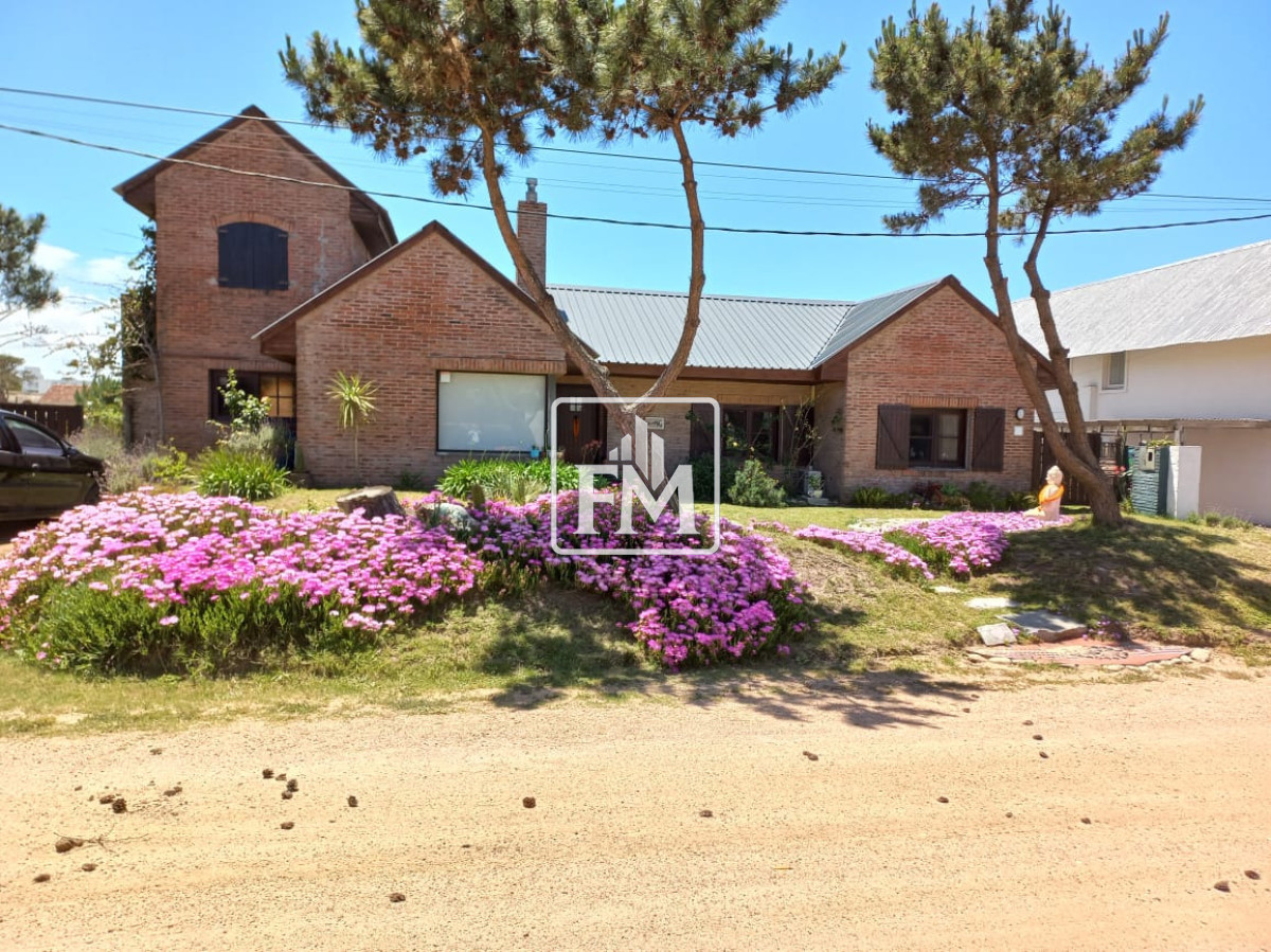 Casa ID.21 - Alquiler anual montoya a metros del mar