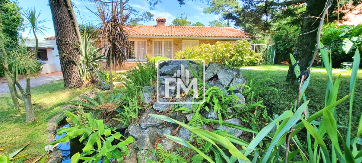 Casa ID.1 - Casa de 5 dormitorios, 4 baños en pinares