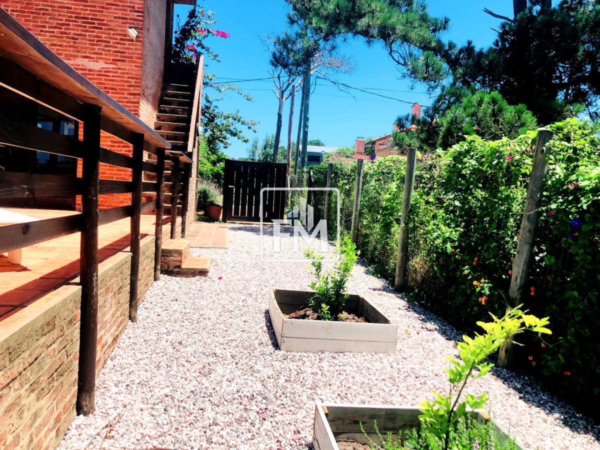 Casa ID.21 - Alquiler anual montoya a metros del mar