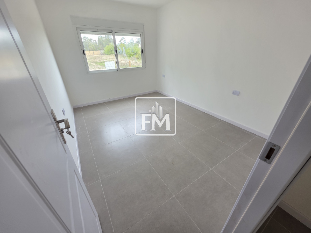 Casa ID.133 - Casa en Venta  a Estrenar en Piriápolis  de dos dormitorios .Ideal Primera Vivienda