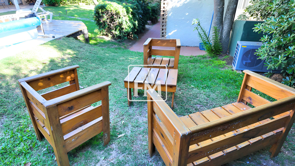 Casa ID.1 - Casa de 5 dormitorios, 4 baños en pinares