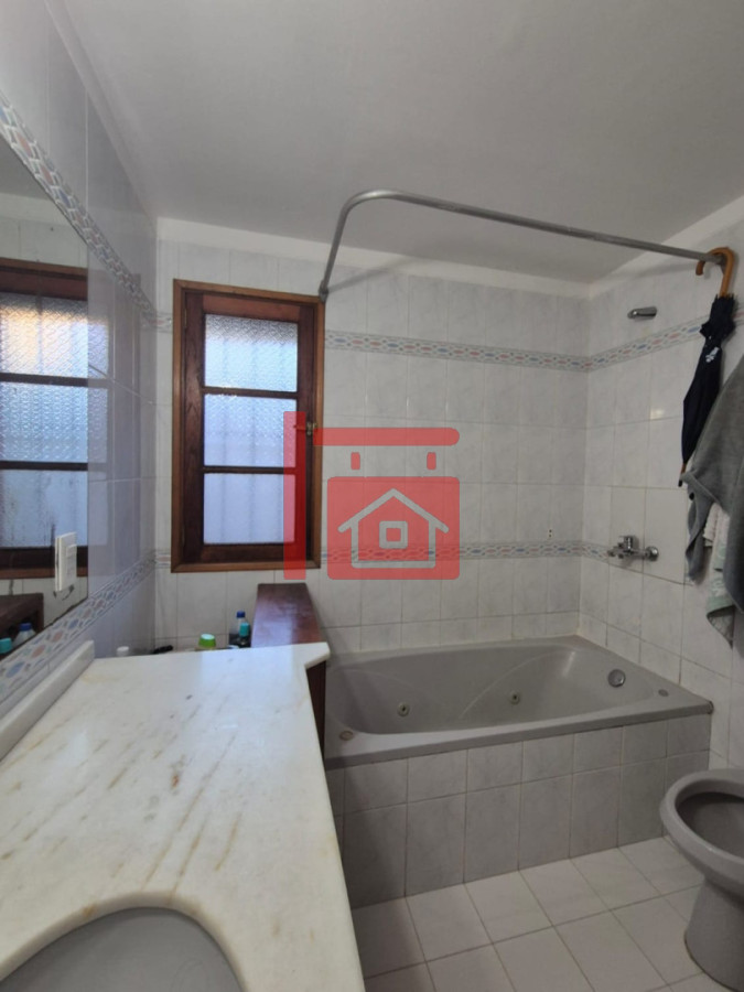 Casa ID.100 - Casa en barrio Cantegril