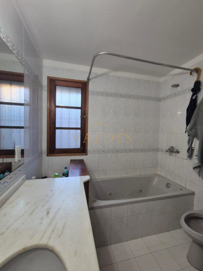 Casa ID.4978 - Casa en barrio Cantegril