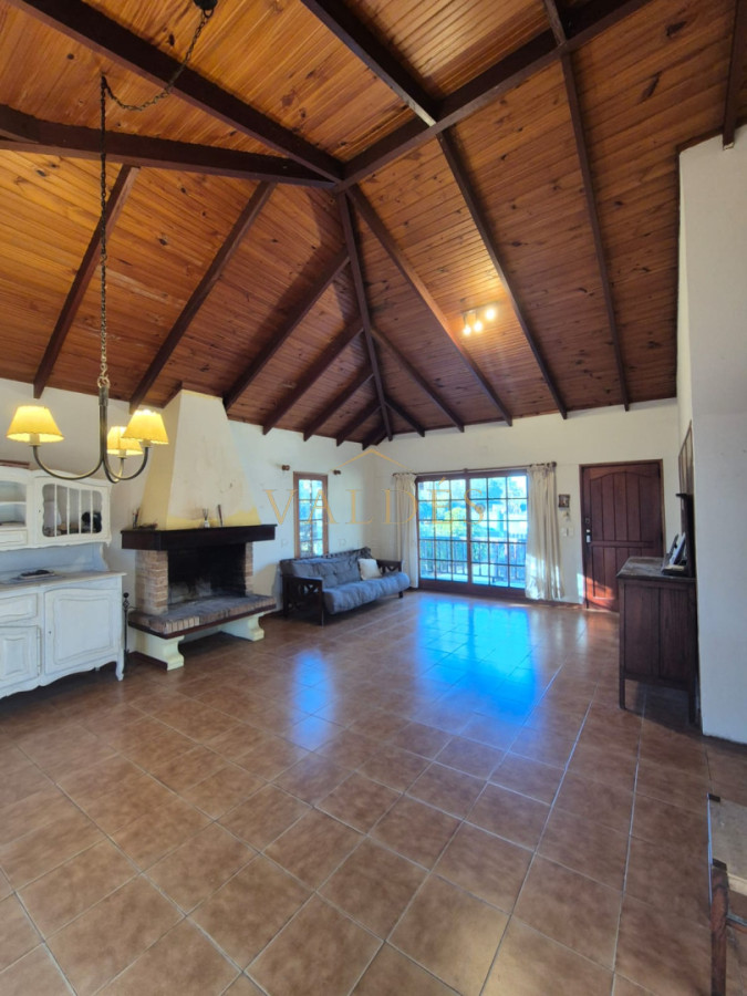 Casa ID.4978 - Casa en barrio Cantegril