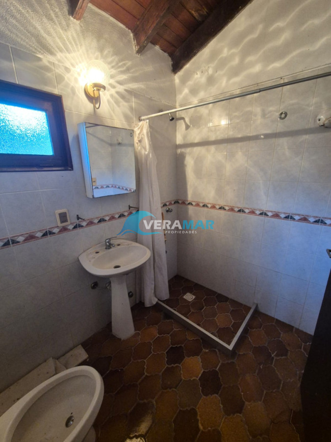 Casa ID.1 - Casa en barrio Cantegril