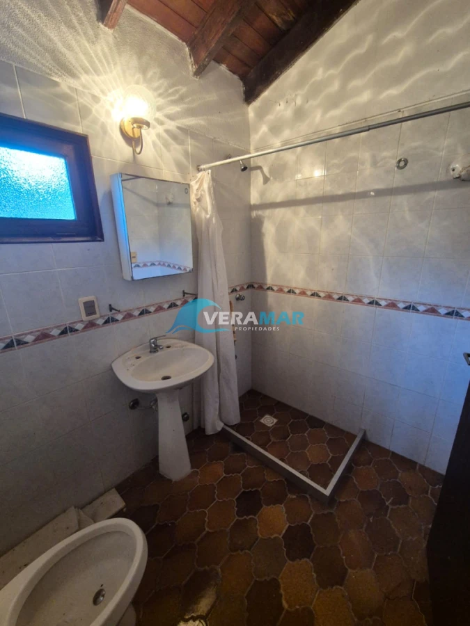 Casa ID.1 - Casa en barrio Cantegril