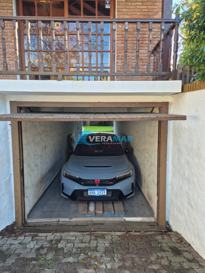 Casa ID.1 - Casa en barrio Cantegril