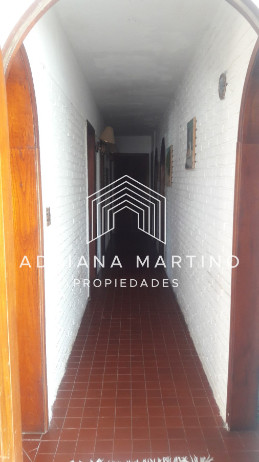 Casa ID.71293 - EXCELENTE UBICACION PARA VIVIR TODO EL AÑO! CASA EN VENTA ZONA DE PLAYA MANSA CERCA DE LA PLAYA