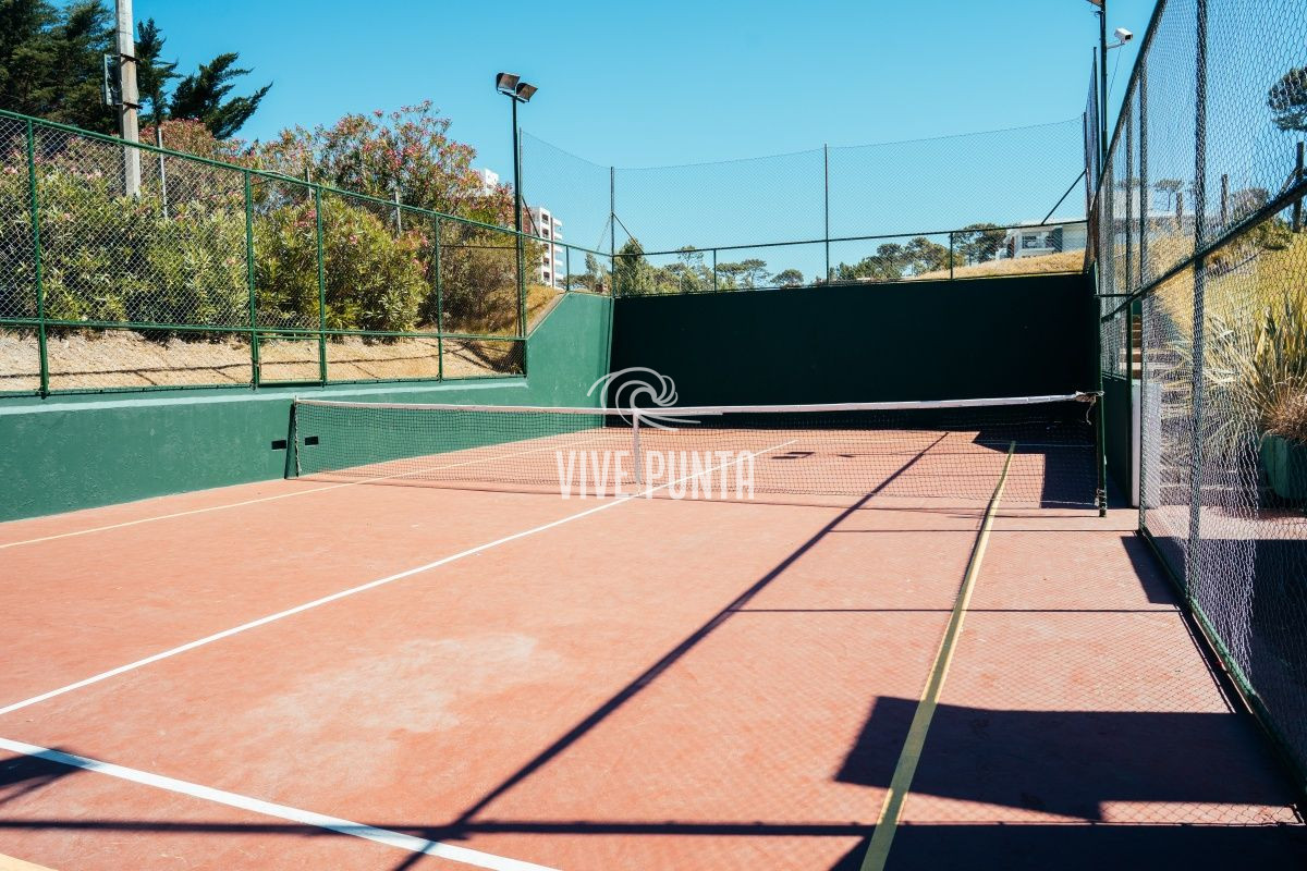 Apartamento ID.912 - Lincoln Center Venta de amplio apartamento con todos los servicios frente al mar