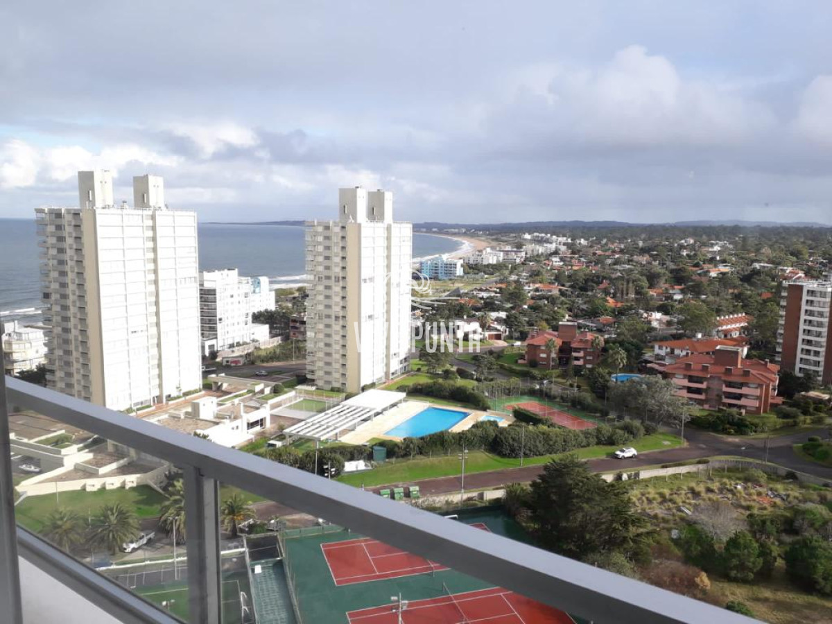 Apartamento ID.912 - Lincoln Center Venta de amplio apartamento con todos los servicios frente al mar