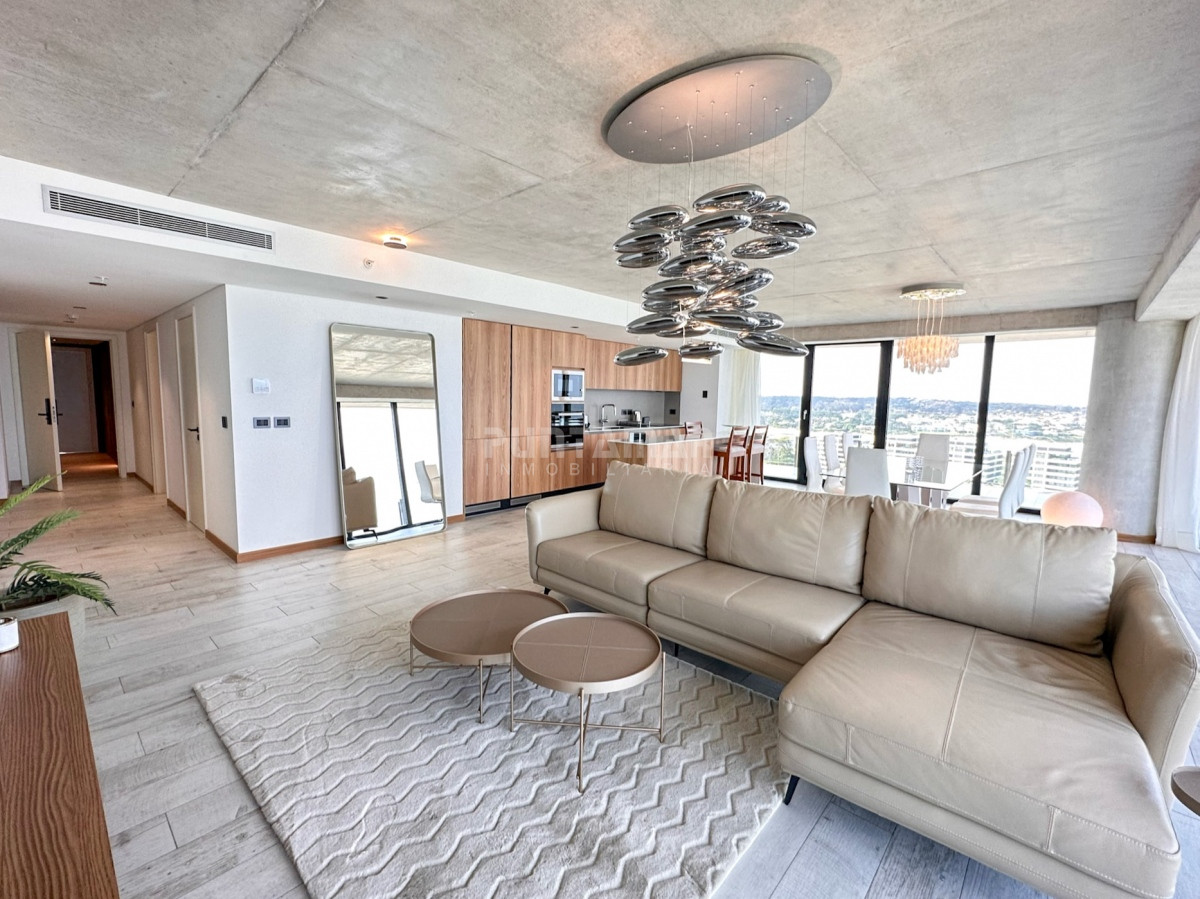 ESPECTACULAR DEPARTAMENTO DE 3 DORMITORIOS EN EDIFICIO SURFSIDE - PMI212937A